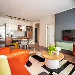 On Park Apartments By Century City Hotels